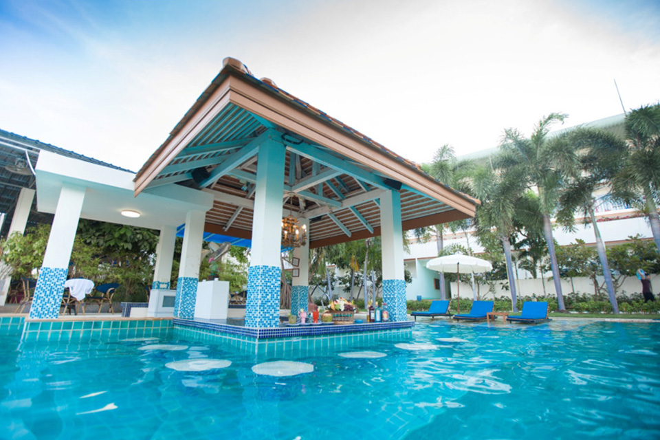 Blue Beach Grand Resort and Spa