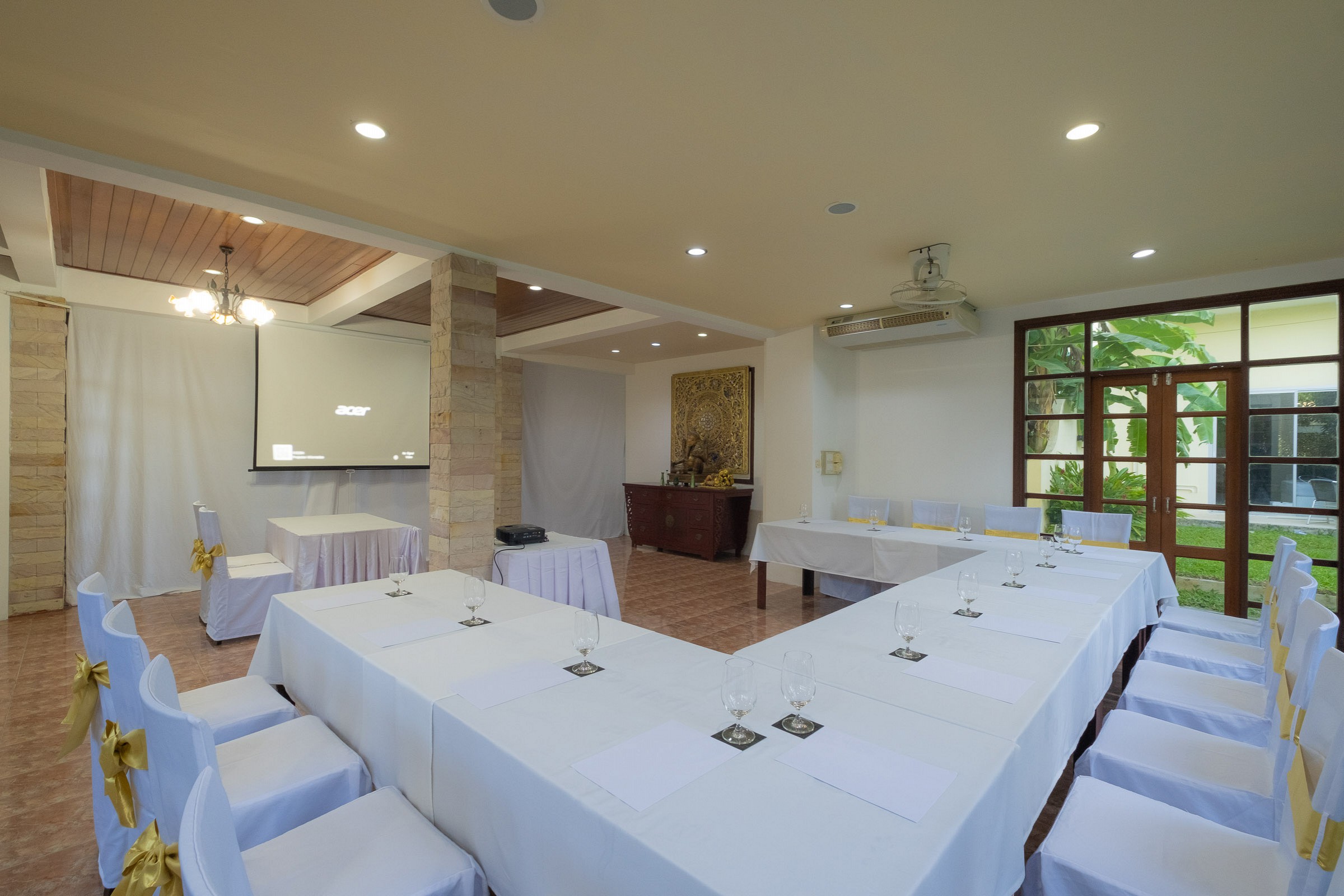 Conference and Meeting Rooms