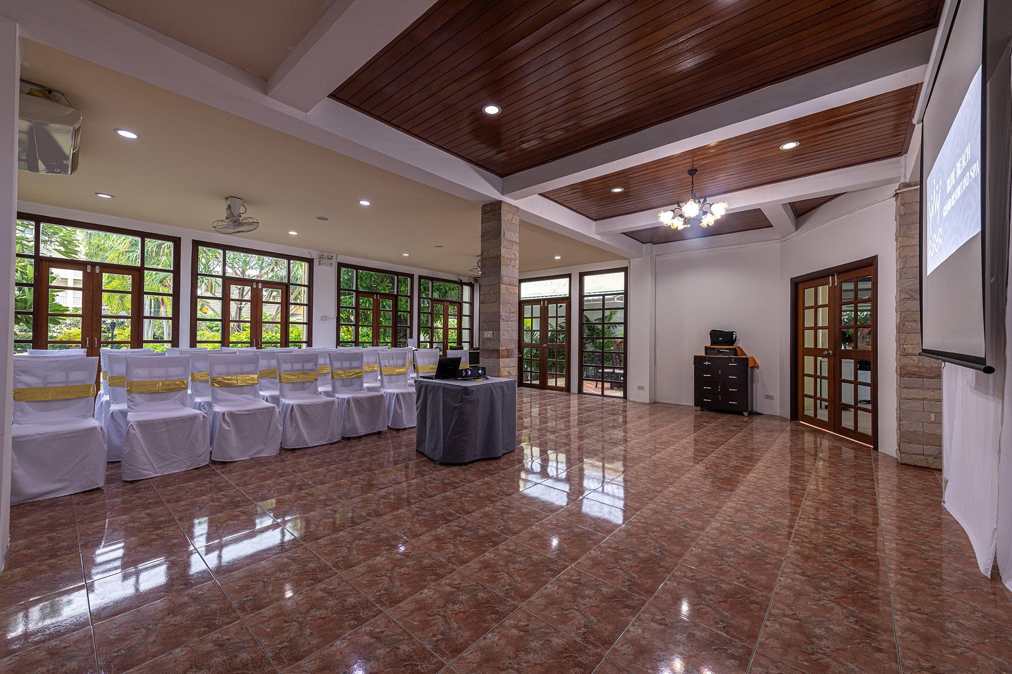 Blue Beach Grand Resort and Spa