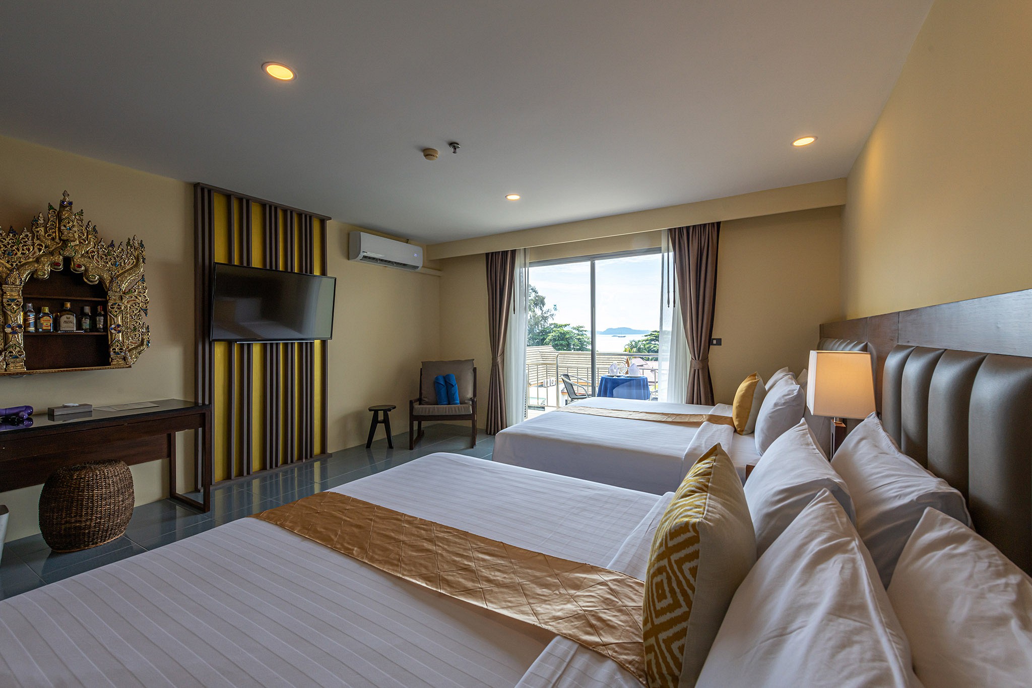 Deluxe Sea View